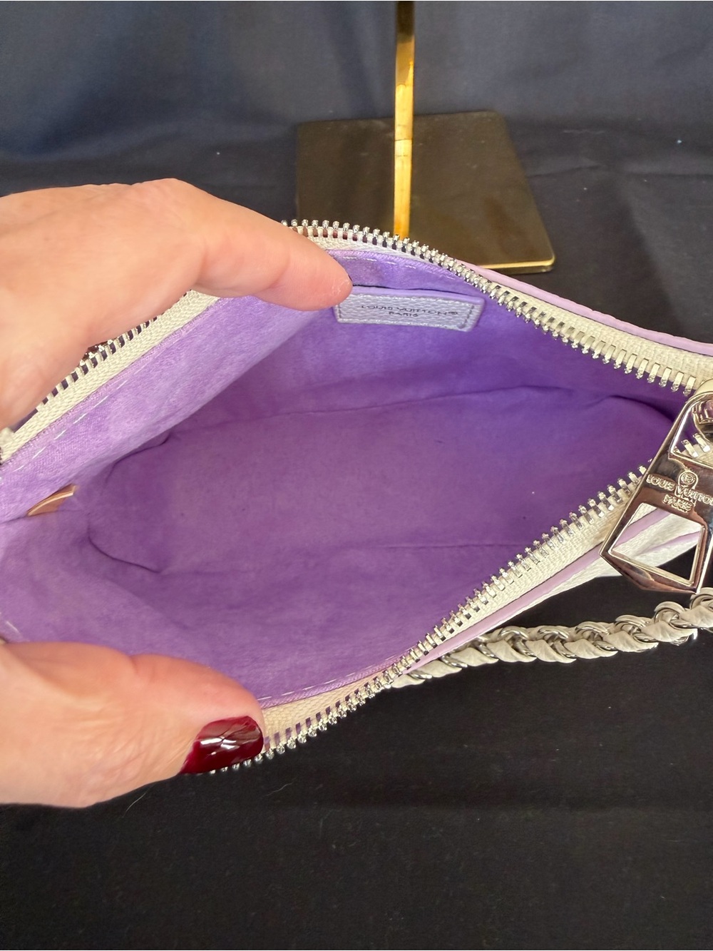 Nano White and Lavender Accented Leather Shoulder Bag - Picture 6 of 10